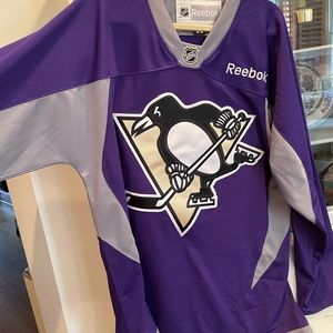 Purple Men’s Blank Penguin Hockey Jersey 🐧 🏒 NHL